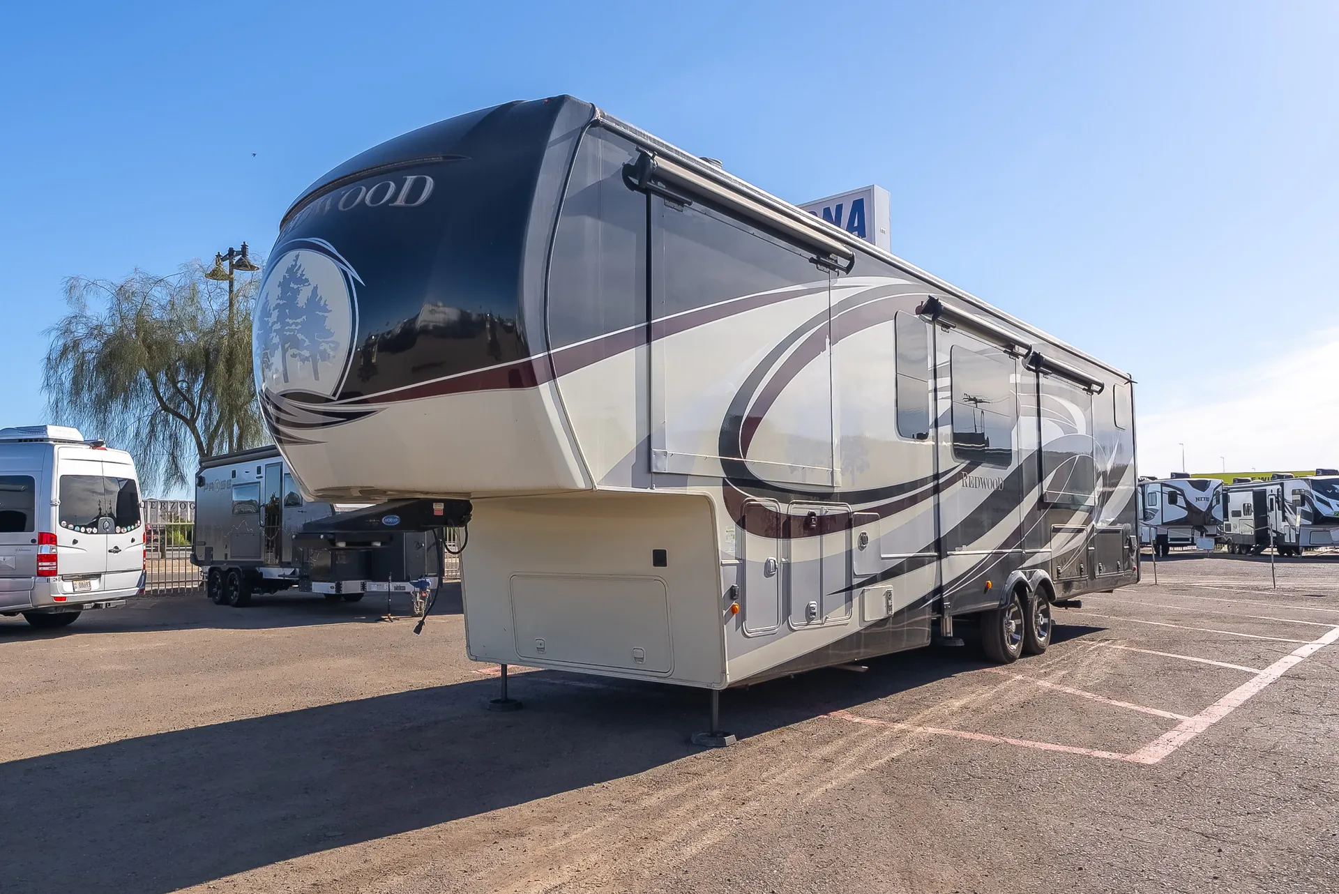 2020 crossroads Redwood 3981FK - Photo 3