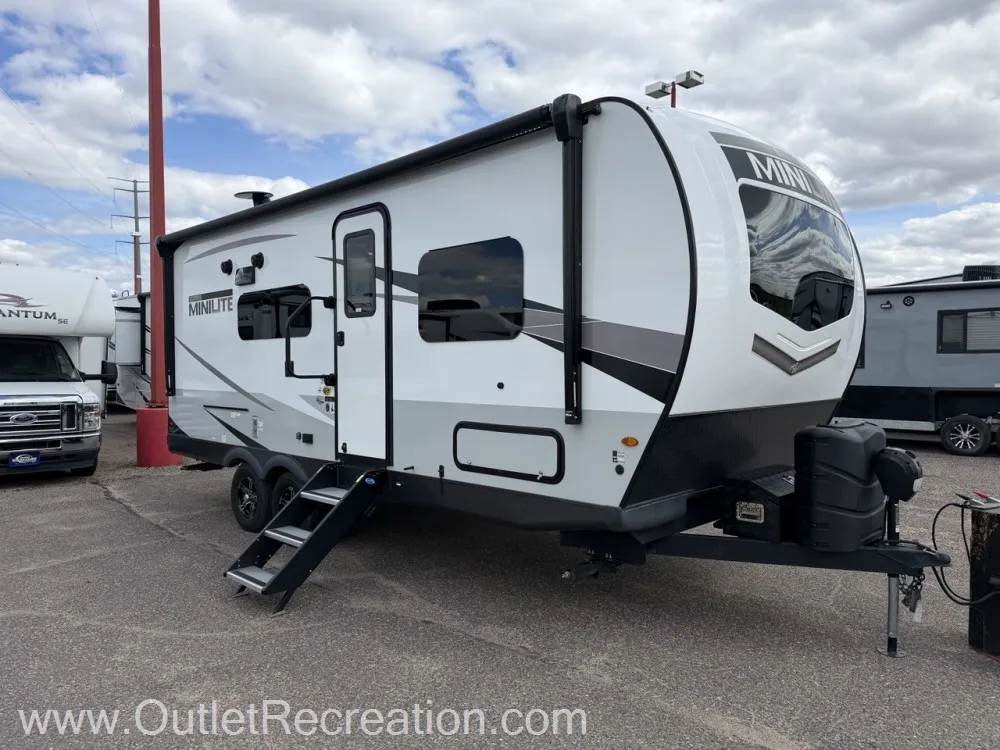 2023 Forest River Rockwood Mini Lite 2204S - Photo 2