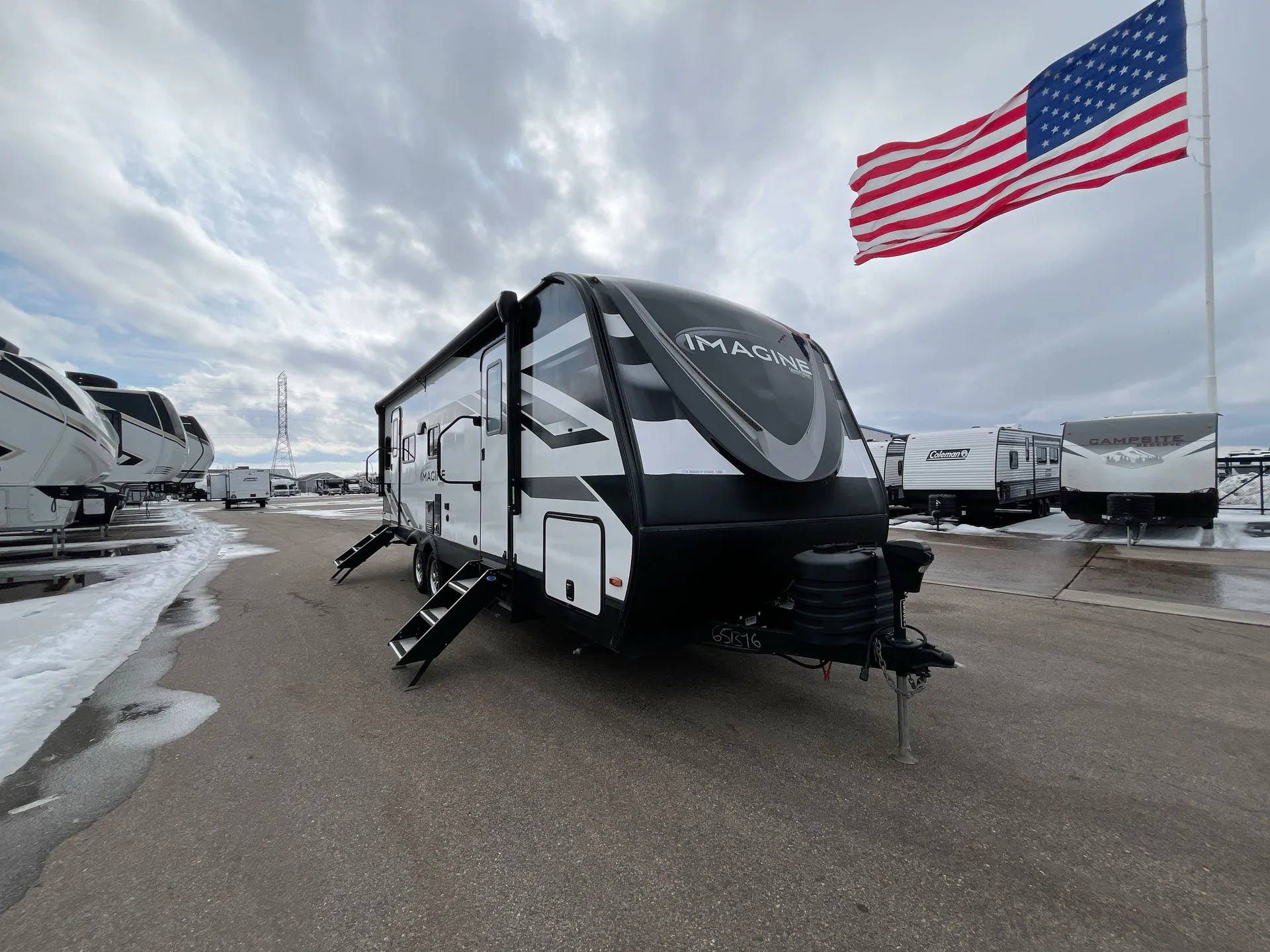 2024 Grand Design Imagine 2500RL - Photo 2