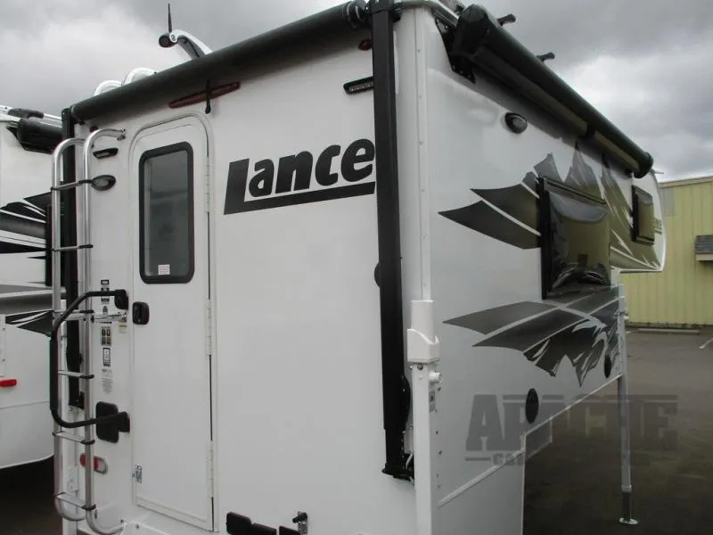 2026 Lance Lance Truck Campers New    825 - Main photo