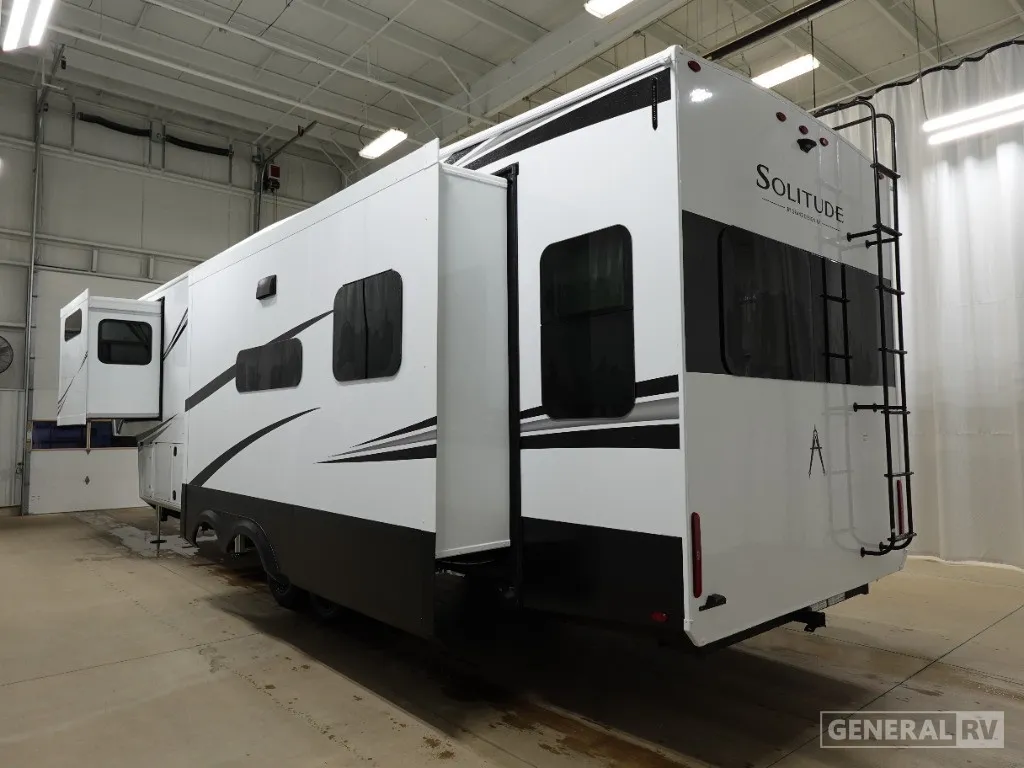 2026 Grand Design Solitude 370DV - Photo 4