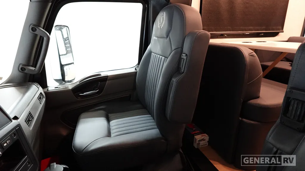 2027 NeXus RV Ghost 33DS, Photos photo 12