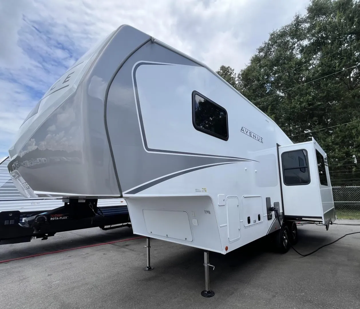 2026 Alliance RV Avenue 23ML - Photo 4