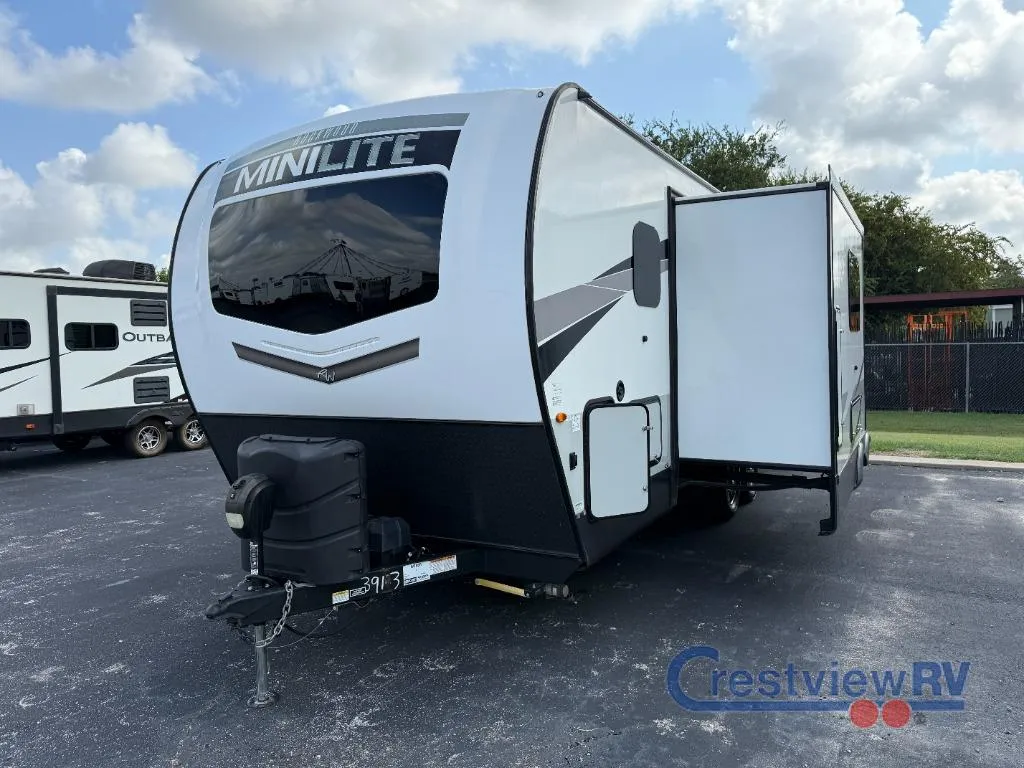 2023 Forest River Rockwood Mini Lite 2507S - Photo 4