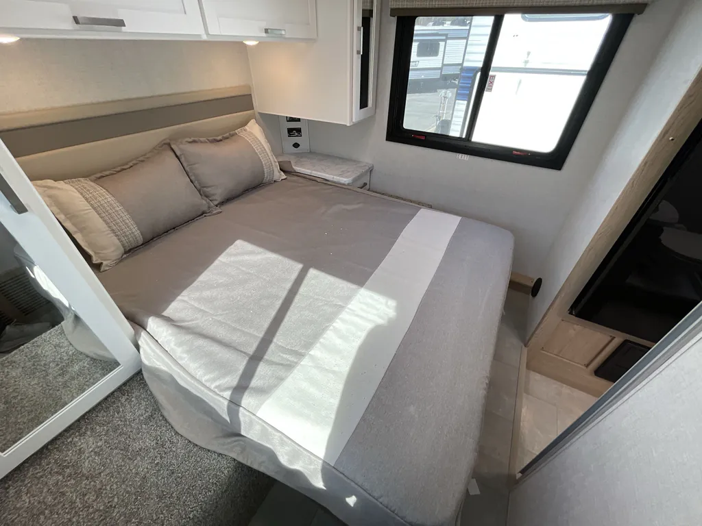 2026 Thor Motor Coach Freedom Elite 28HE, Photos photo 17