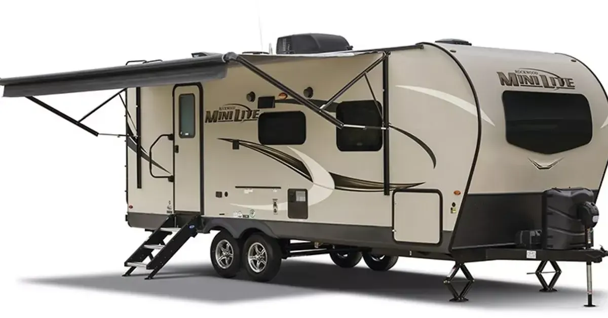 Forest River Rockwood Mini Lite 2109S exterior
