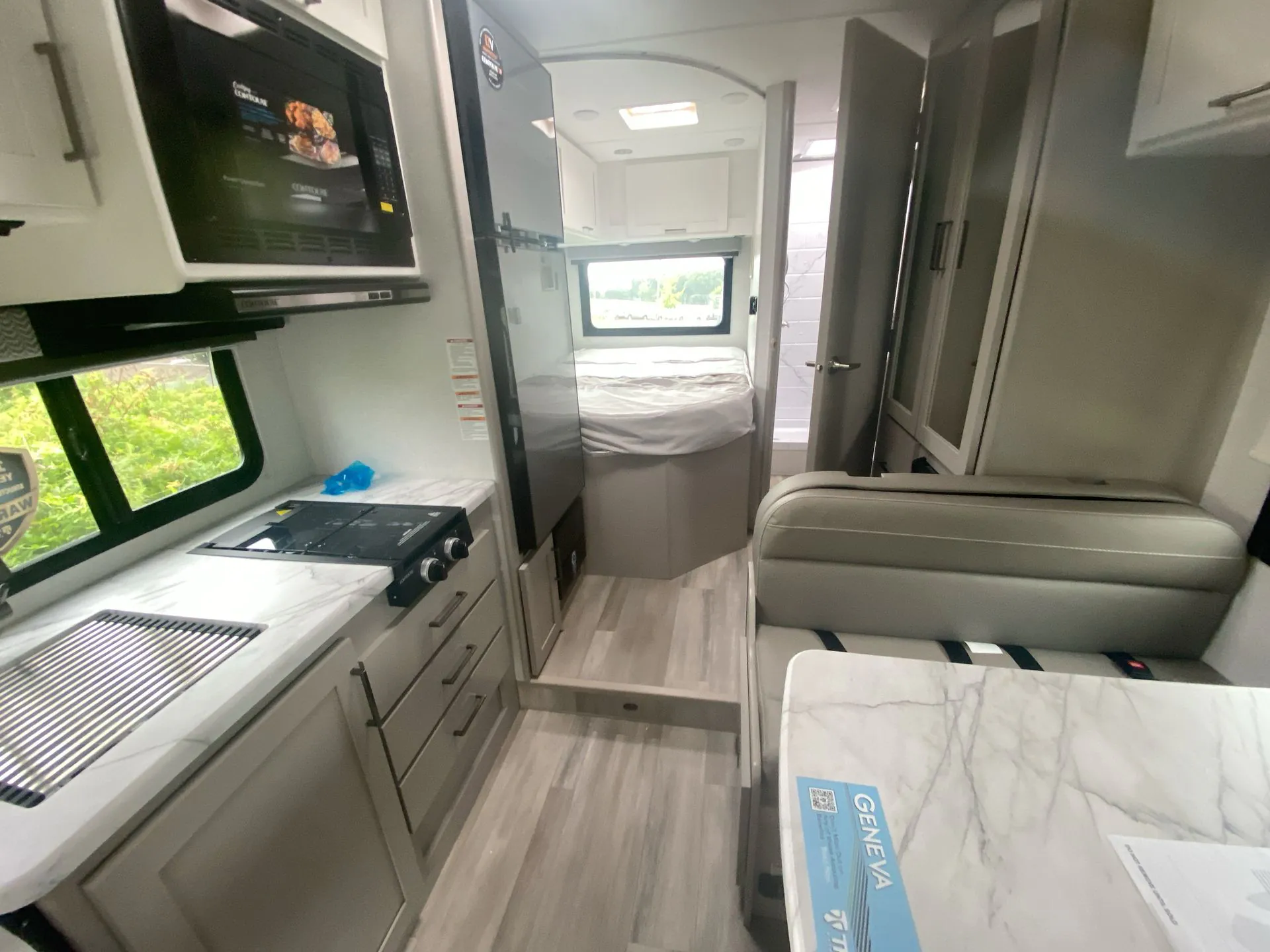 2026 Thor Motor Coach Geneva 21VT - Photo 4