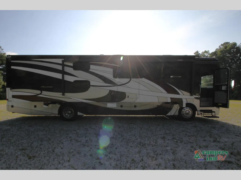 2018 Fleetwood Pace Arrow LXE 38B, Photos photo 6