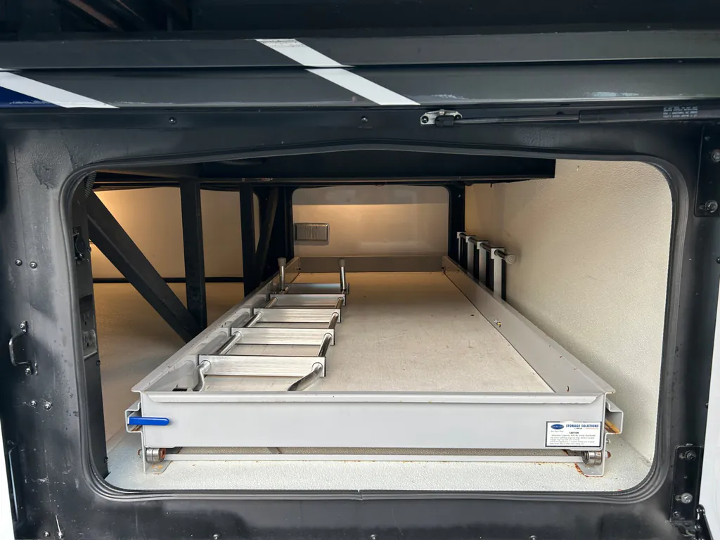 2020 Fleetwood Pace Arrow LXE 38K, Photos photo 54