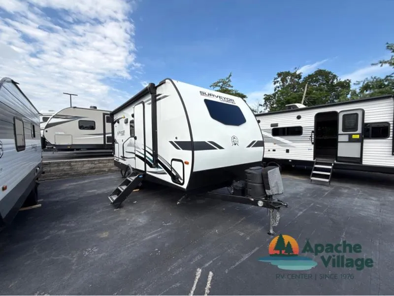 2022 Forest River Surveyor Legend 19MBLE - Photo 2