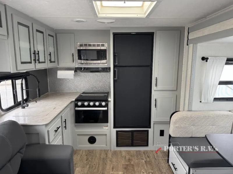 2022 Forest River Vibe 25RK - Photo 4