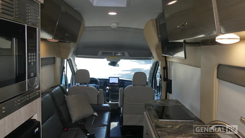 2022 Chinook RV Bayside SS, Photos photo 4