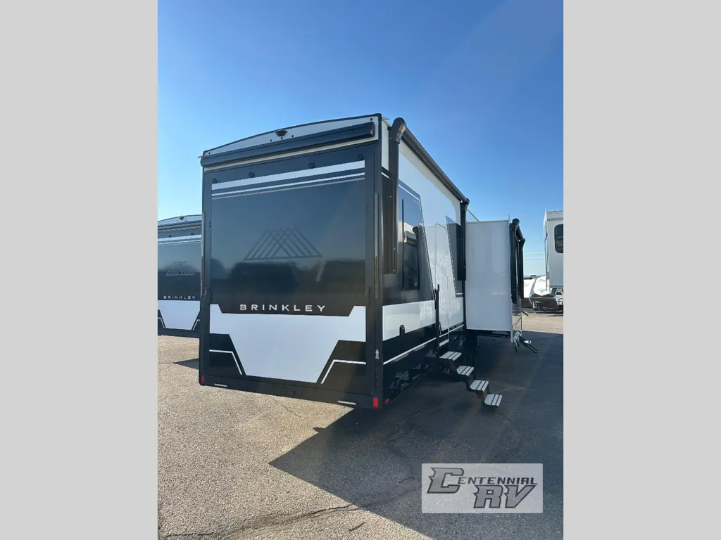 2026 Brinkley Model G 3950, Photos photo 5