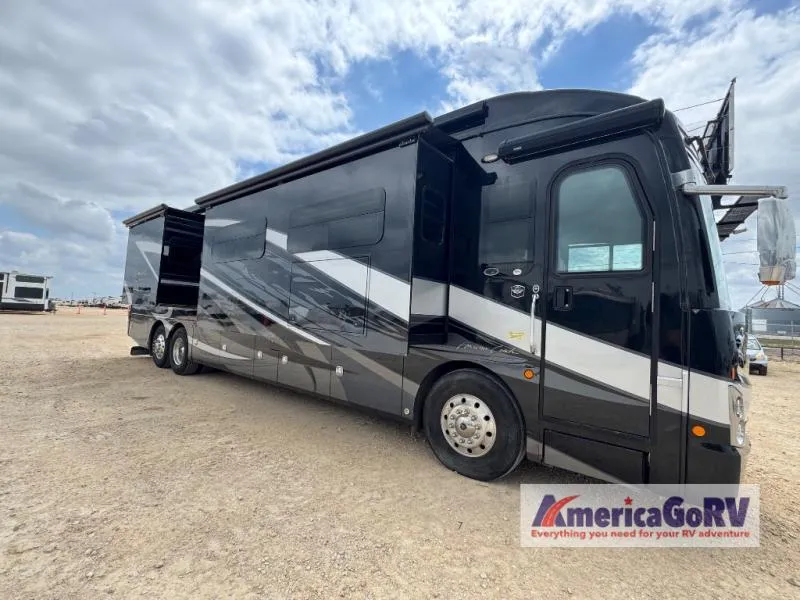 2020 American Coach Revolution 42V - Main photo
