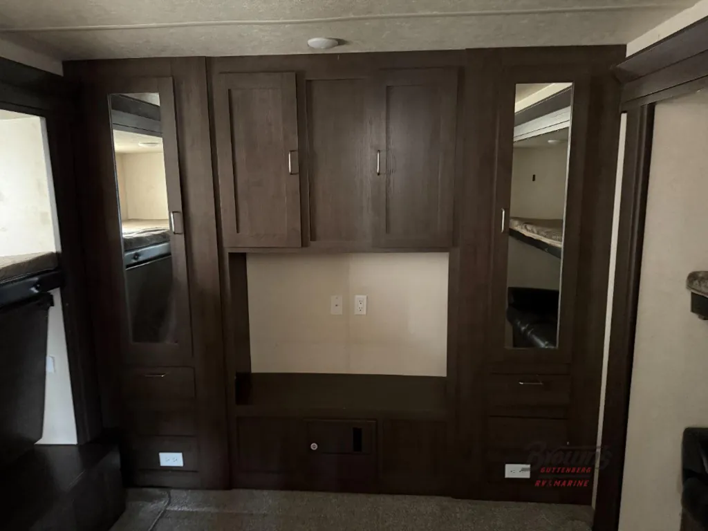 2019 Forest River Wildwood 31KQBTS, Photos photo 25