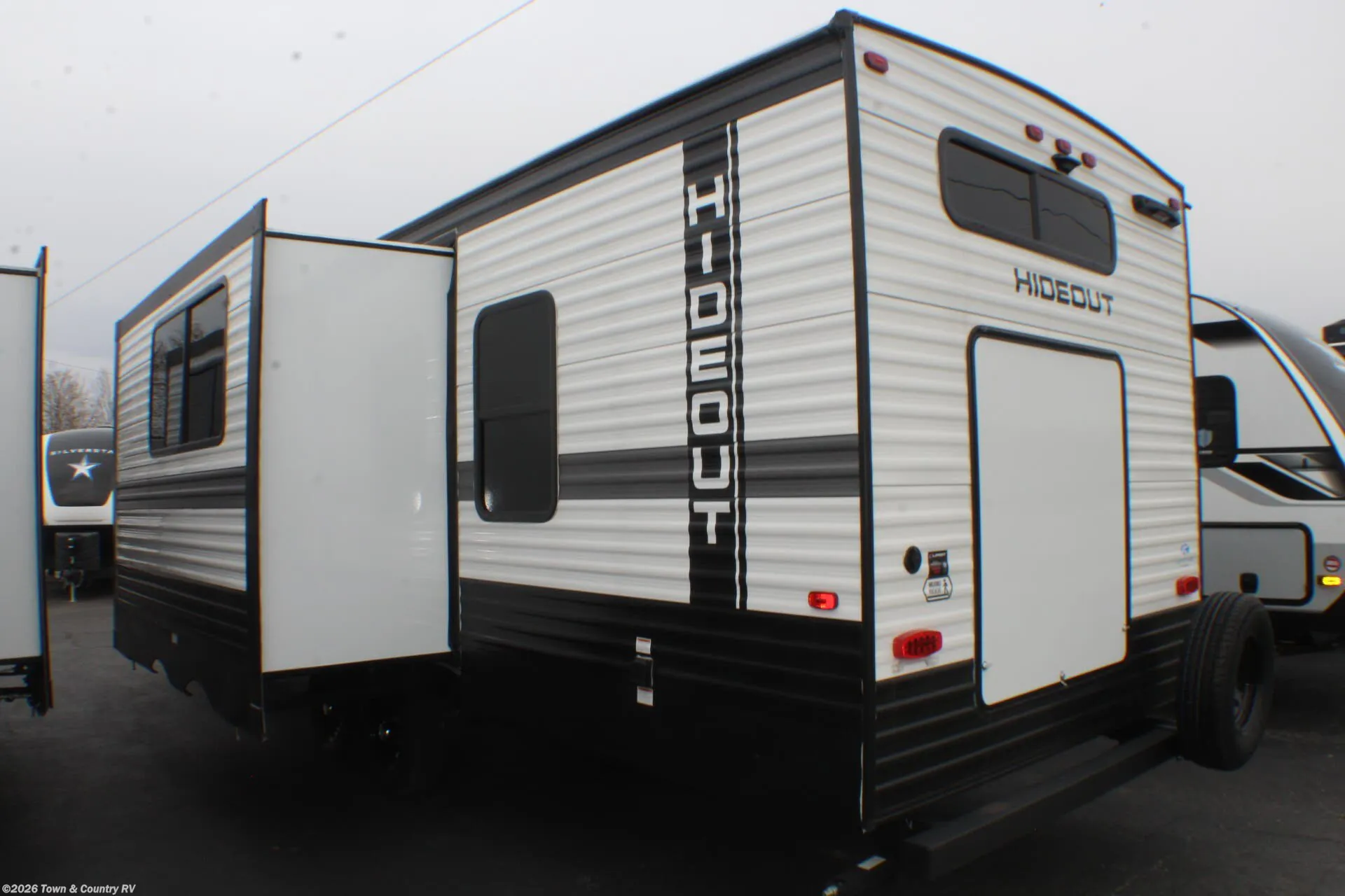 2025 Keystone Hideout 28BUS - Photo 3