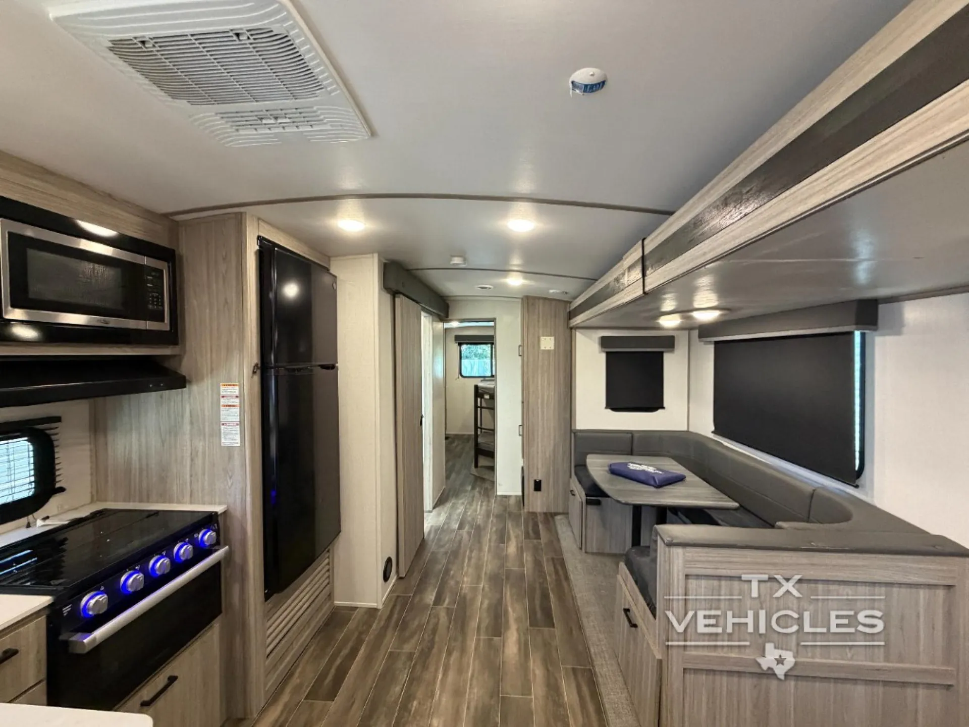 2022 Keystone Passport GT 3401QD - Photo 3
