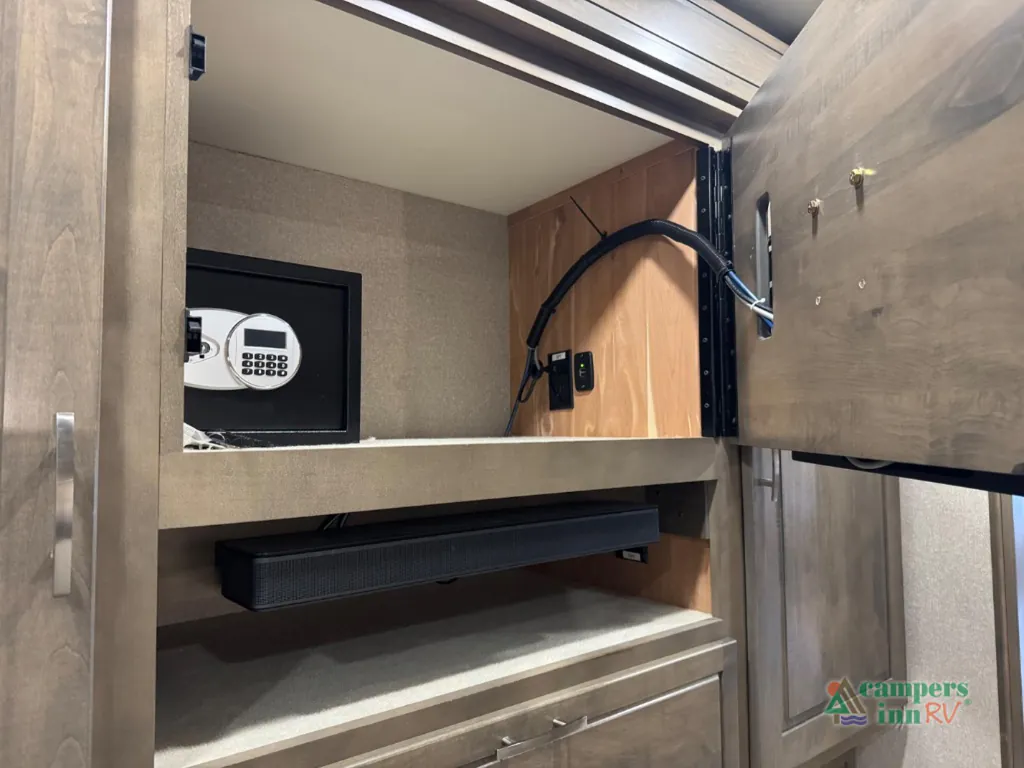 2022 Dynamax Corp Dynaquest XL 37RB, Photos photo 69