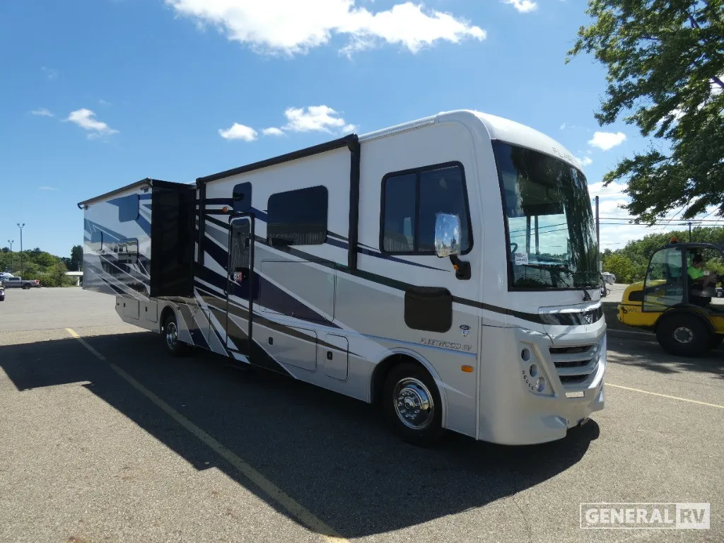 2026 Fleetwood Flair 33B6 - Photo 2