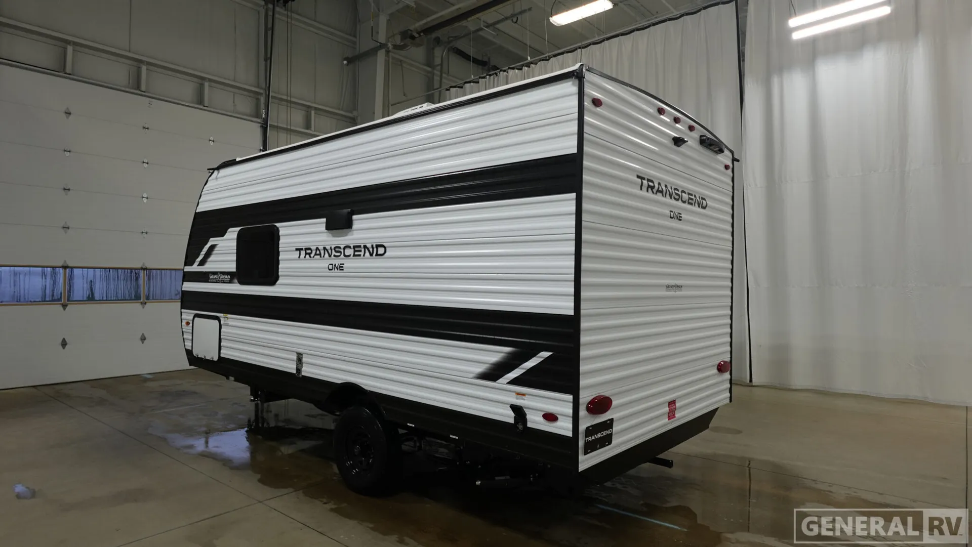 2026 Grand Design Transcend One 151RB - Photo 4