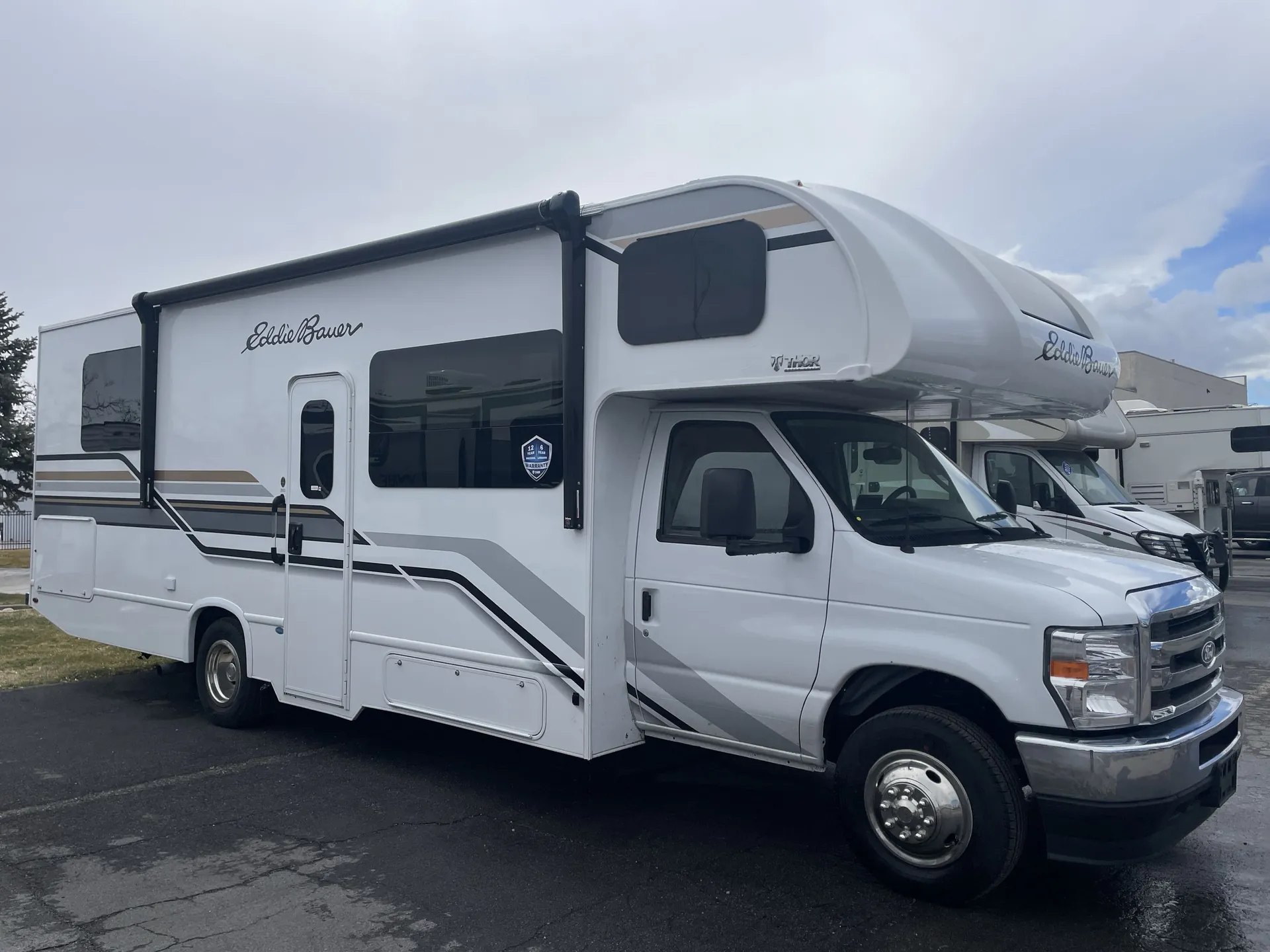 2026 Thor Motor Coach Freedom Eddie Bauer 28ED - Photo 2