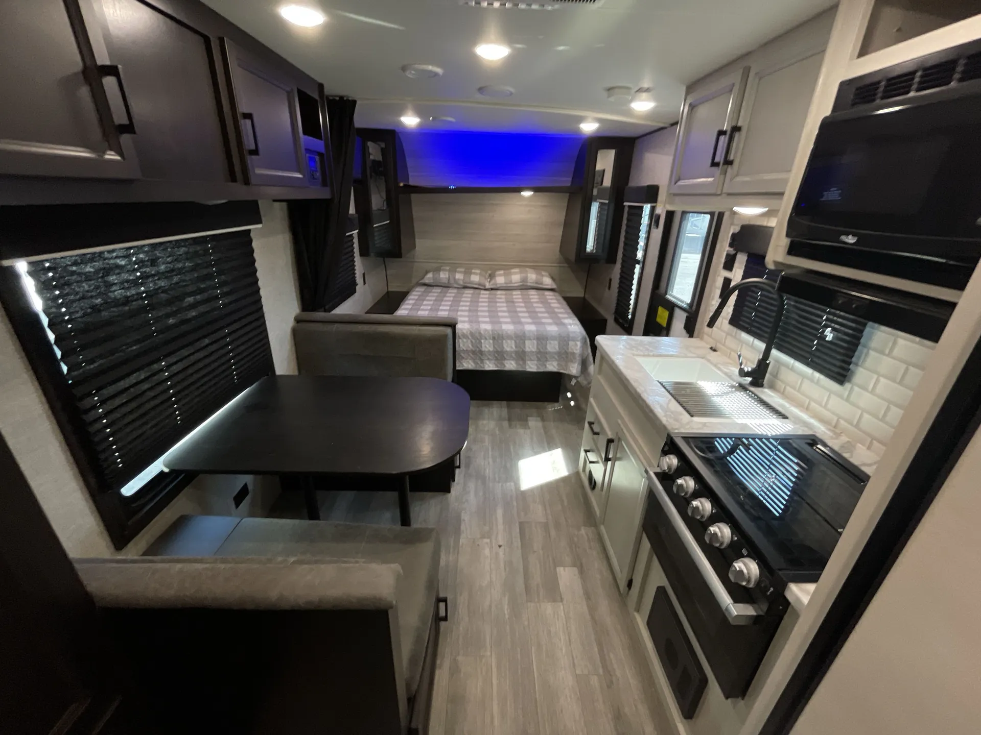 2022 Jayco Jay Flight SLX 224BHW — living area main