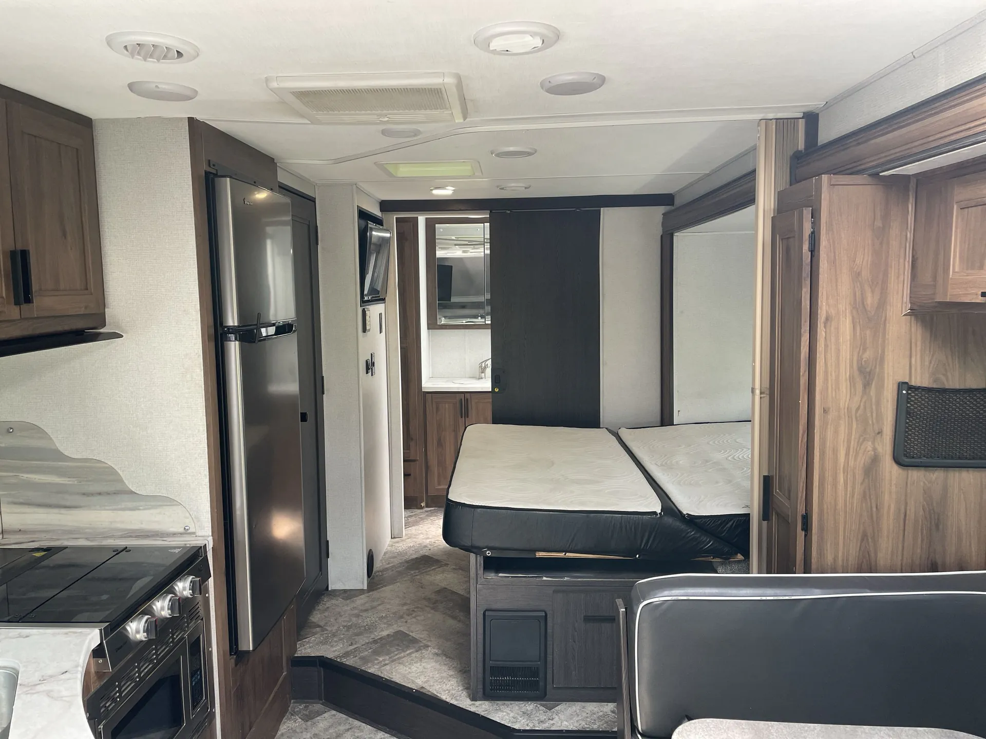 2021 Forest River Sunseeker 2440DS — living area main