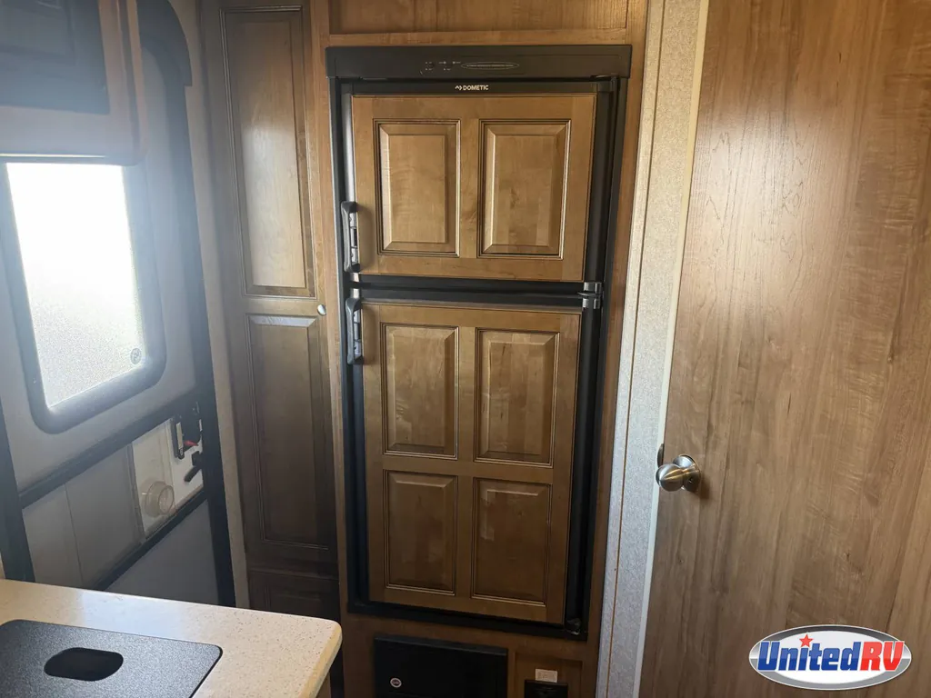 2018 Forest River Rockwood Mini Lite 2109S, Photos photo 28