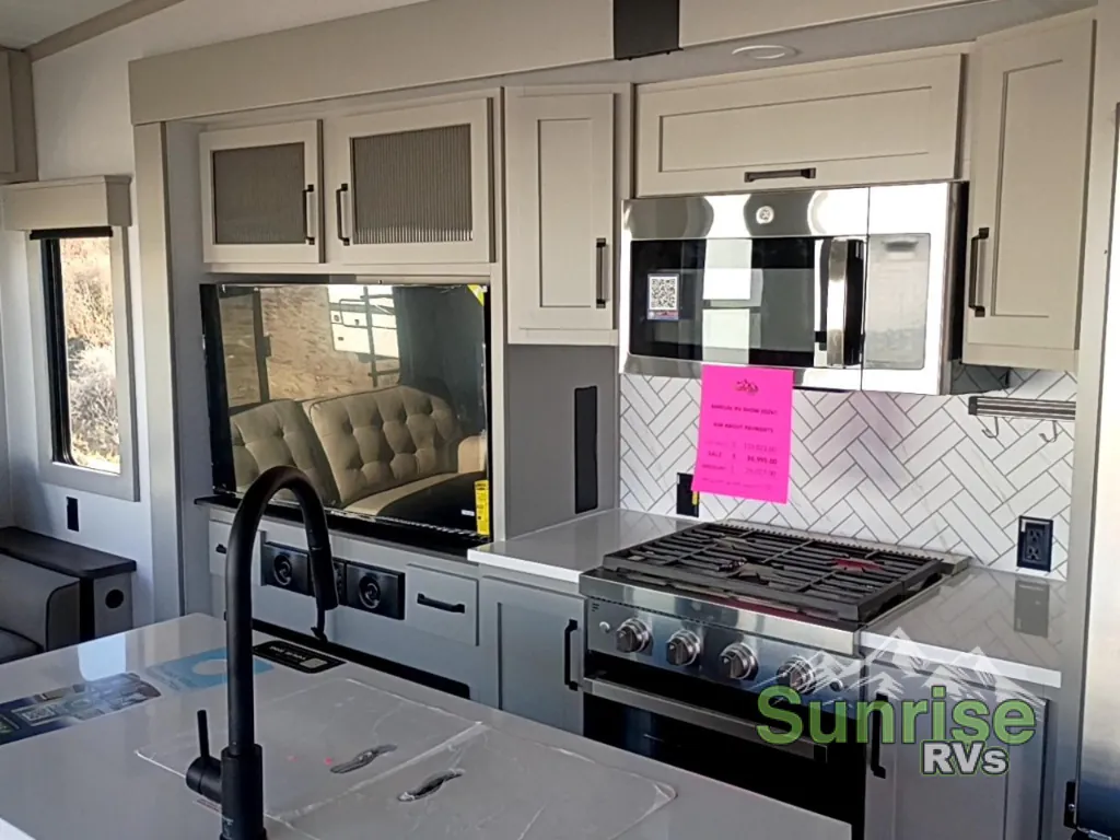 2026 Keystone Montana High Country 385BR, Photos photo 19