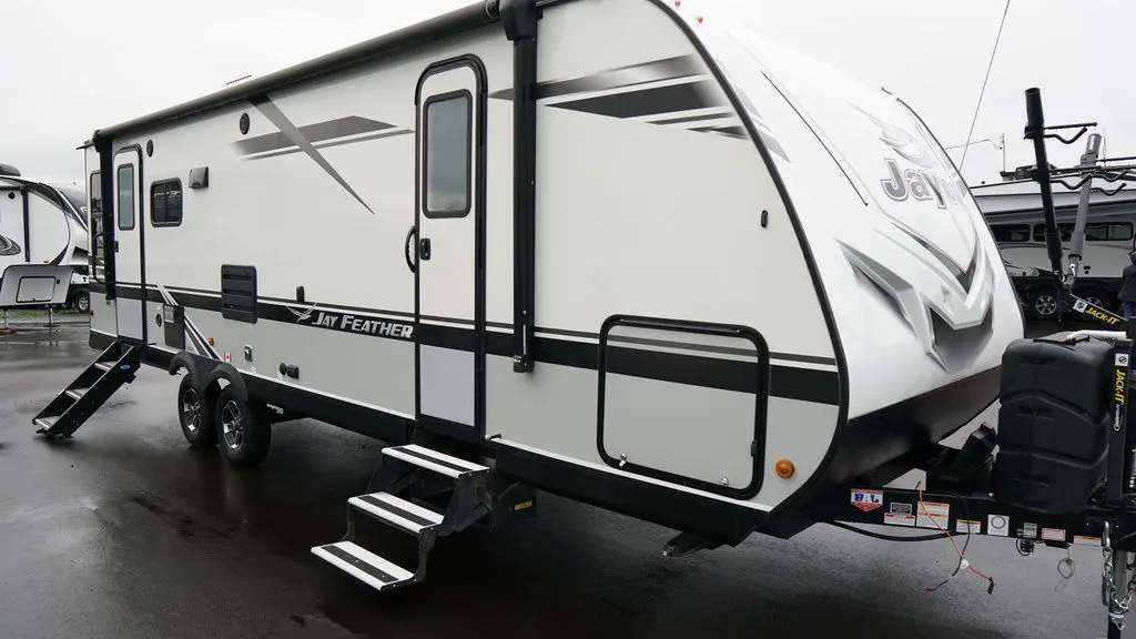 2020 Jayco Jay Feather 27RL - Photo 2
