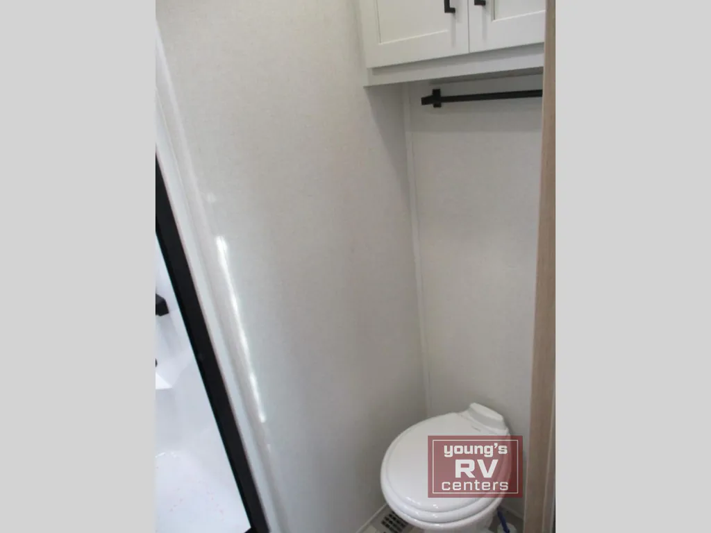 2025 Forest River Sandpiper Destination Trailers 400BH, Photos photo 32