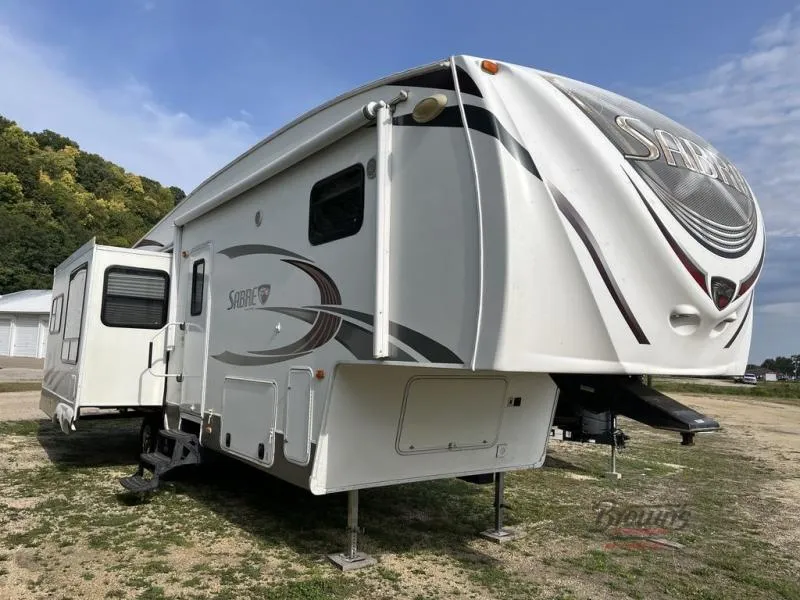 2012 Palomino Sabre 31CKTS - Main photo
