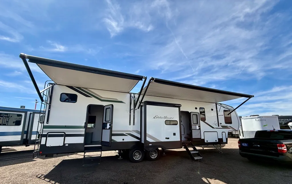 2024 Dutchmen Eddie Bauer 360LF - Photo 2