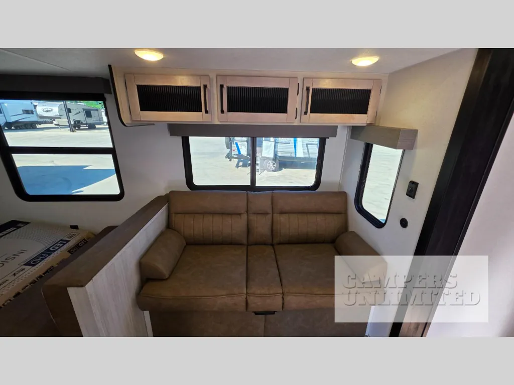 2027 Forest River Puma 32BHQS, Photos photo 9