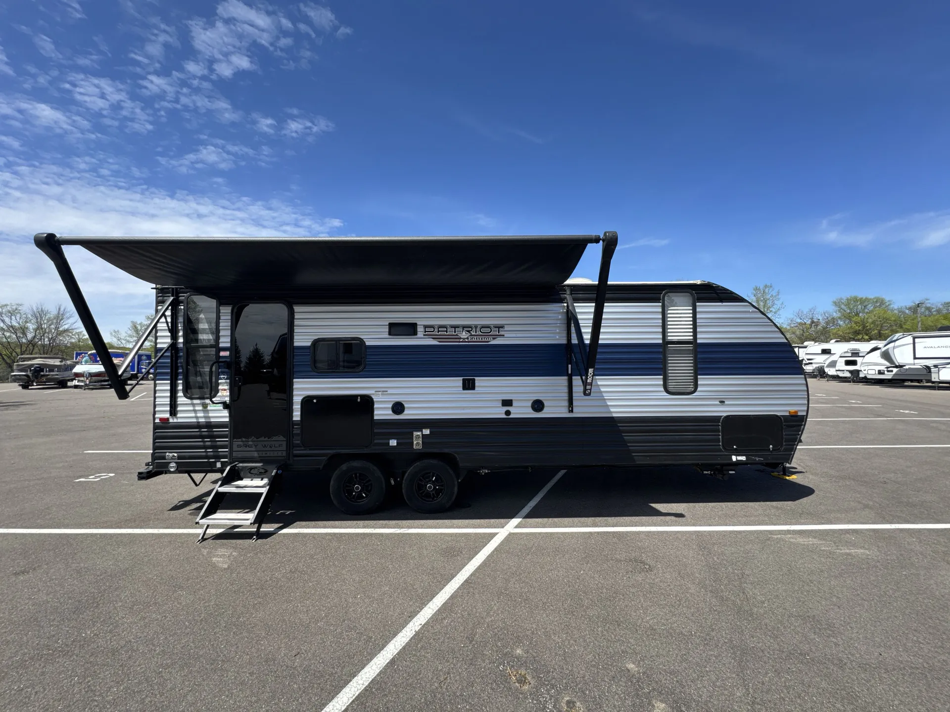 2022 Forest River Cherokee Grey Wolf 23MK — campside