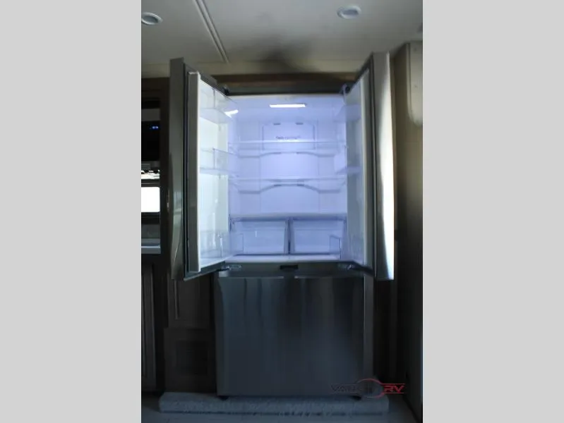 2026 Renegade RV Verona LE 40LRB - Photo 4