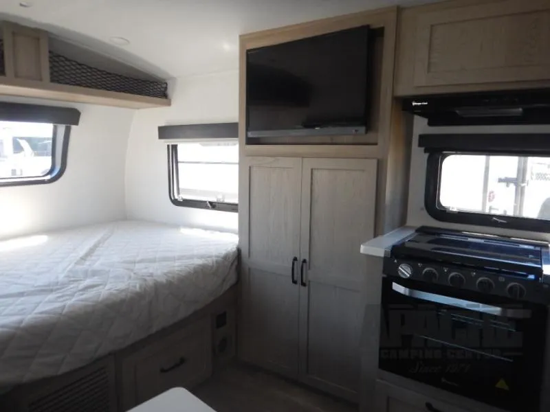 2024 Forest River RV Flagstaff E-Pro 19FBS - Photo 4