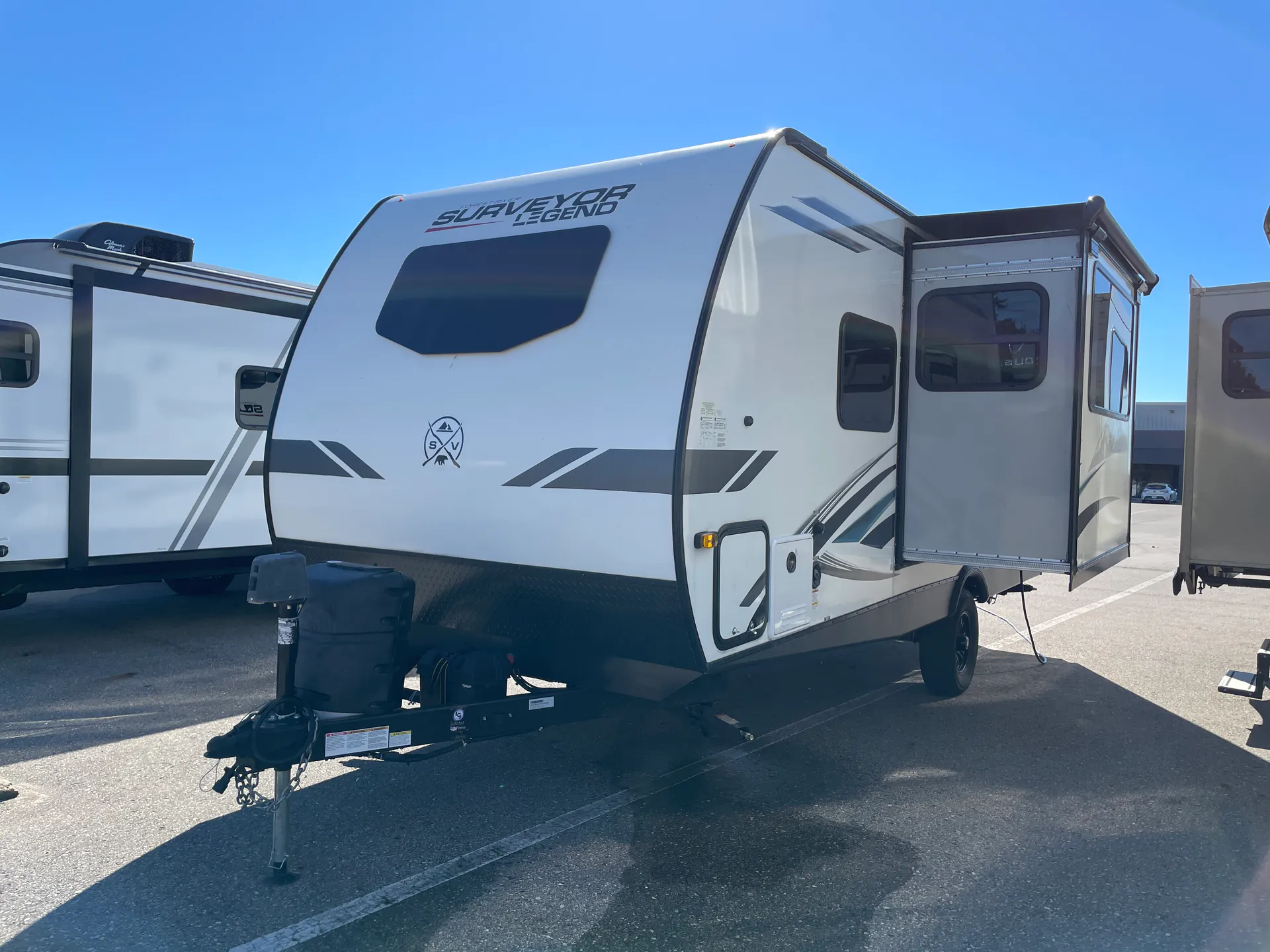 2022 Forest River Surveyor Legend 19RBLE — Photo 7