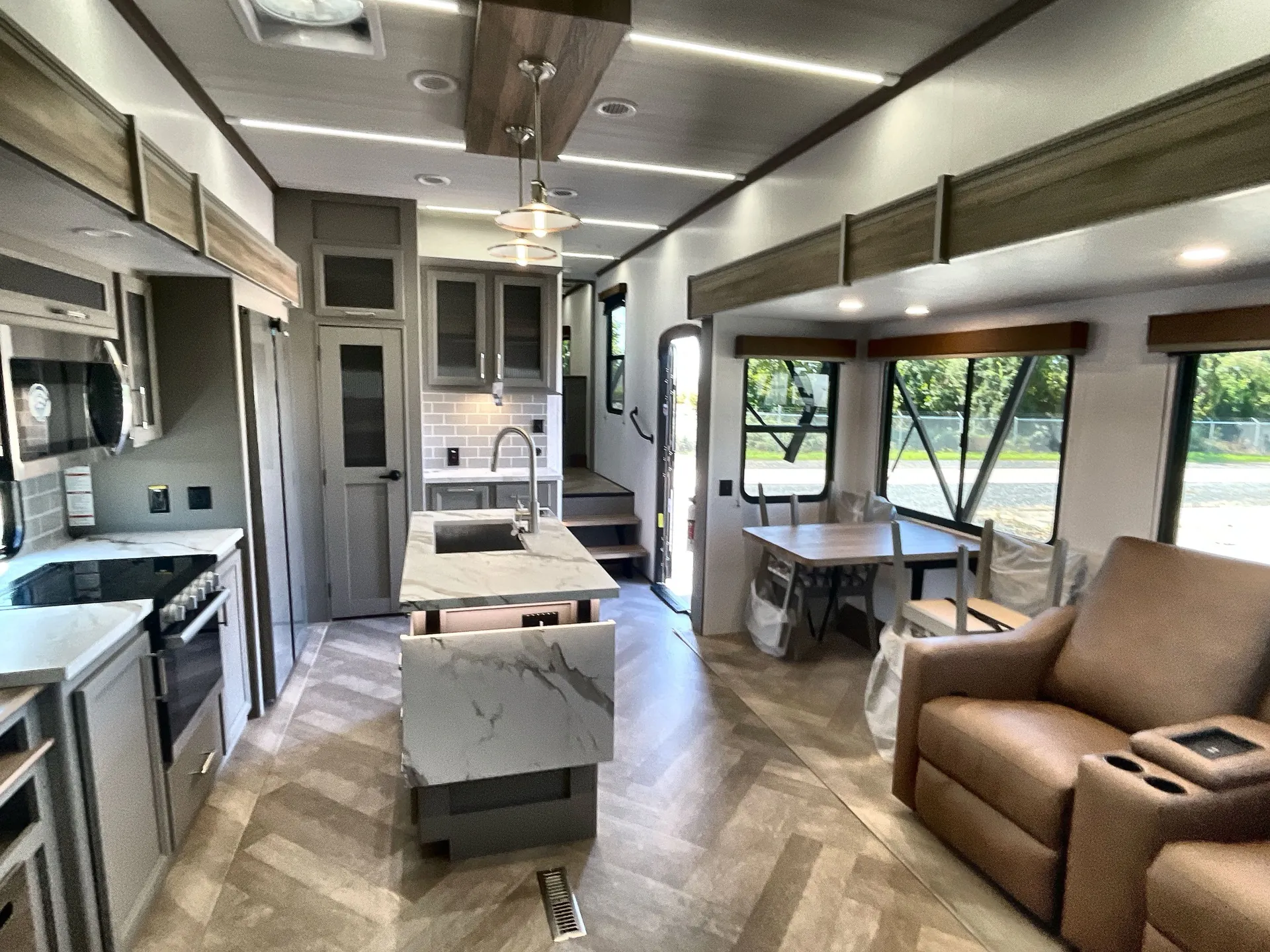 2026 Keystone Sprinter 3900DBL — living area main