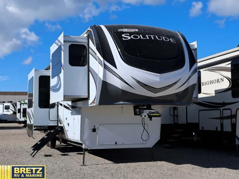2022 Grand Design Solitude 382WB - Photo 2