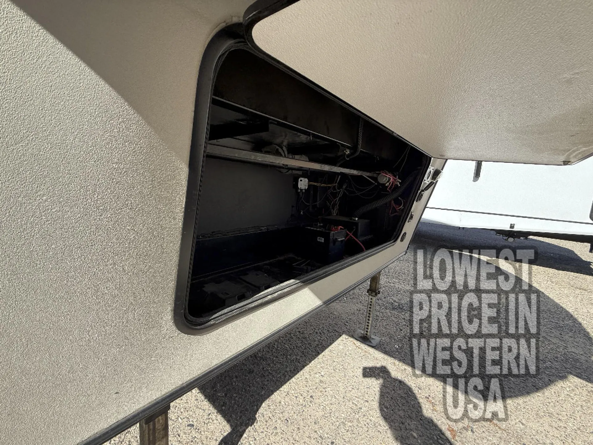 2017 Coachmen Chaparral Lite 29 RLS - Photo 3