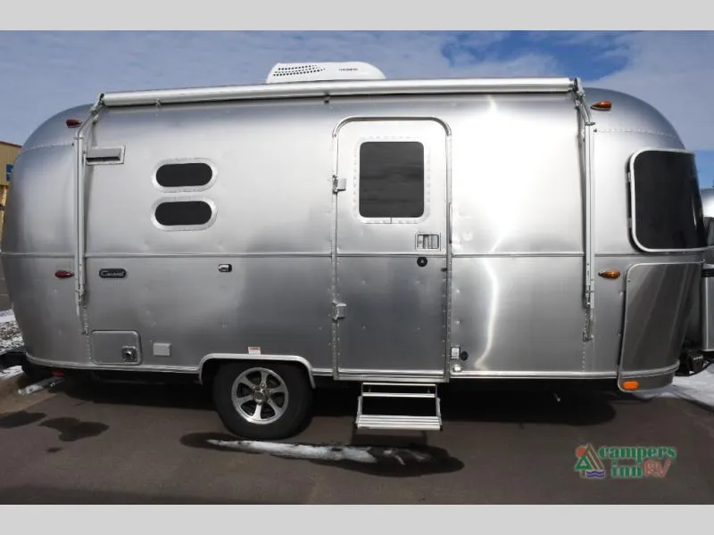 2022 Airstream Caravel 20FB - Photo 3