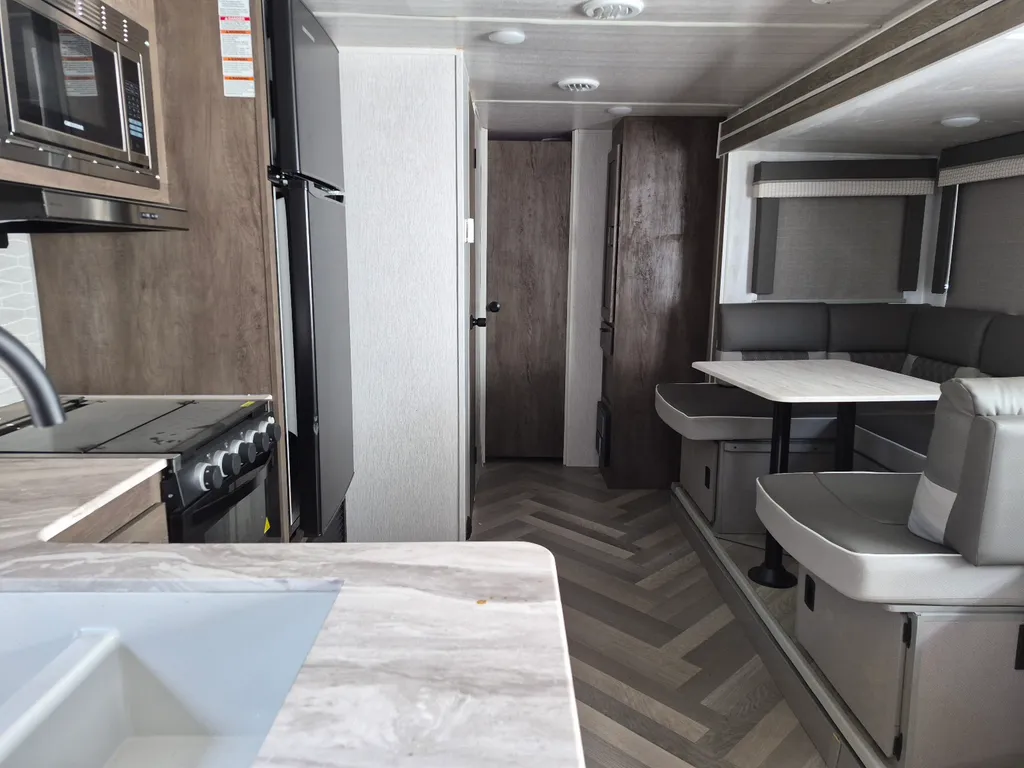 2022 Forest River Salem Cruise Lite 273QBXL, Photos photo 3