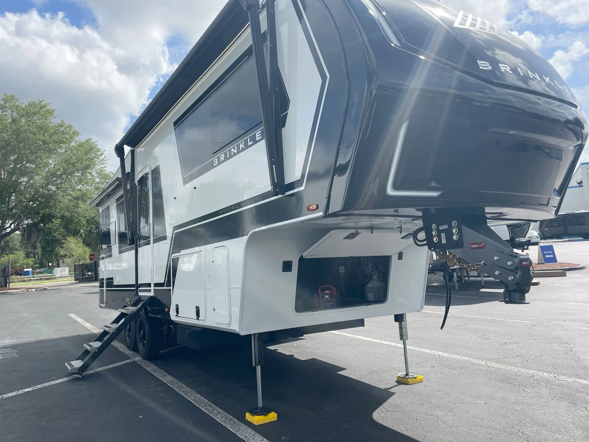 2025 Brinkley Model Z 2680 - Photo 2