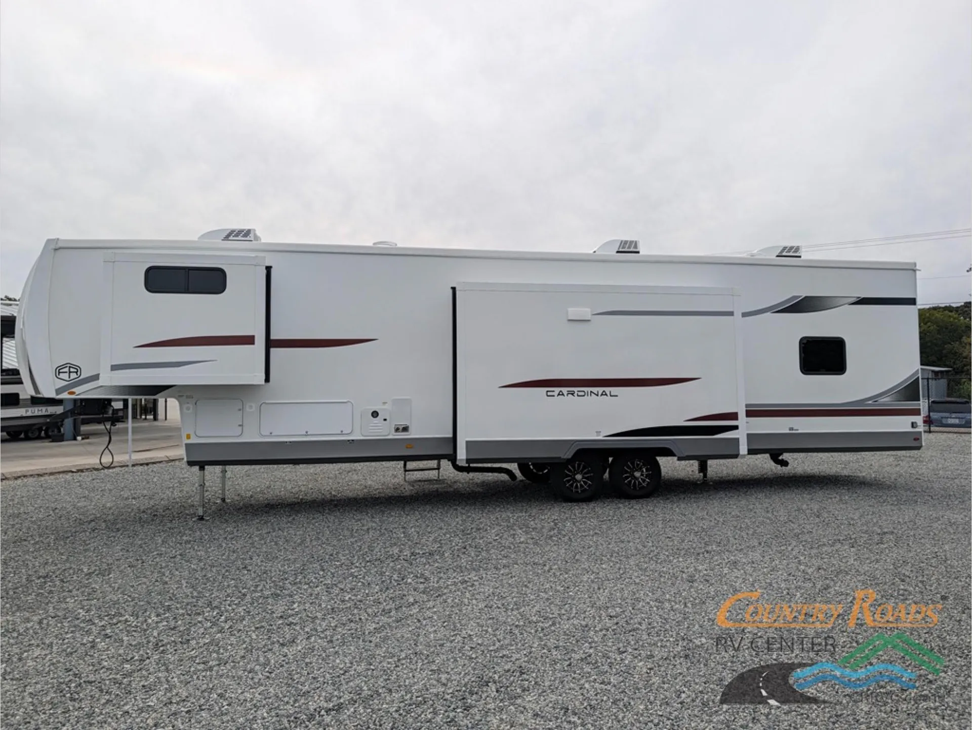 2027 Forest River Cardinal 35CRIB - Photo 4