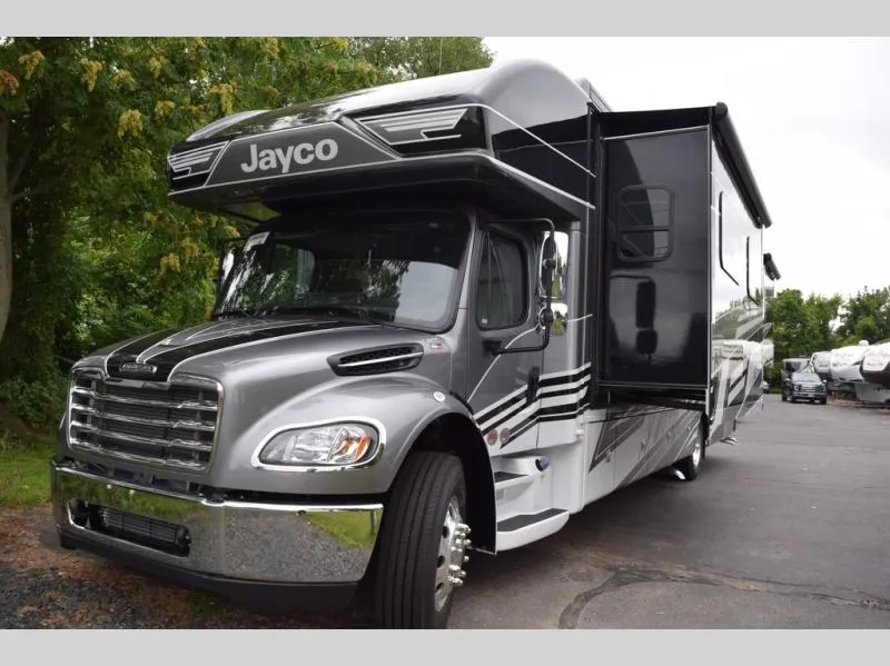 2026 Jayco Seneca Prestige 37M - Photo 4
