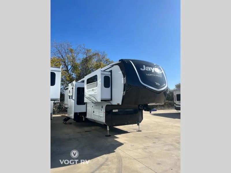2026 Jayco North Point 382FLRB - Photo 2