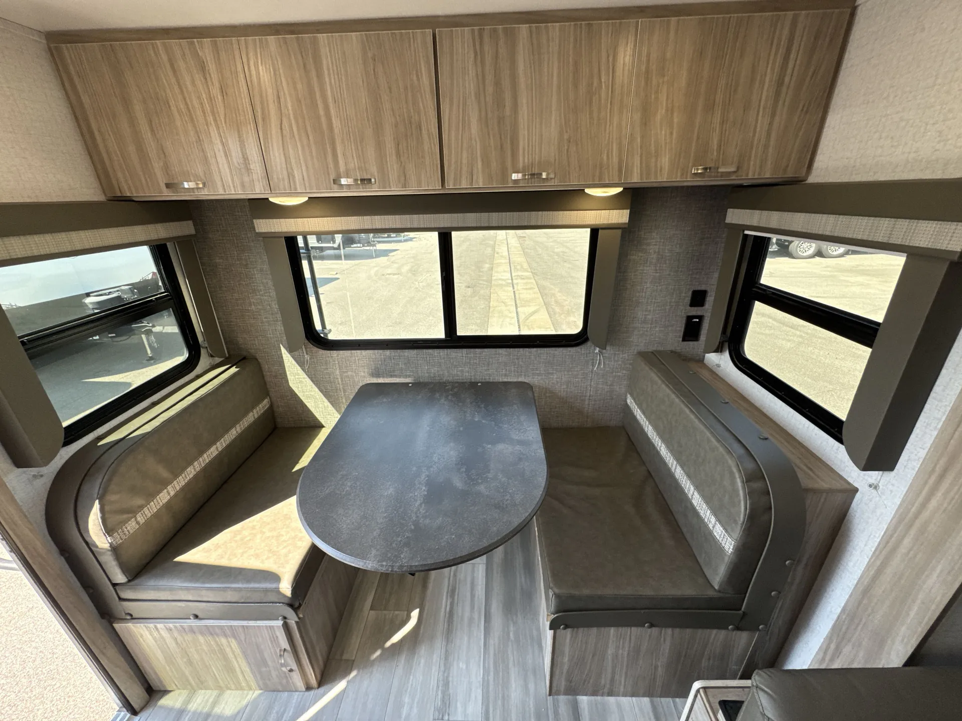 2022 Winnebago Micro Minnie 2225RL — living area main