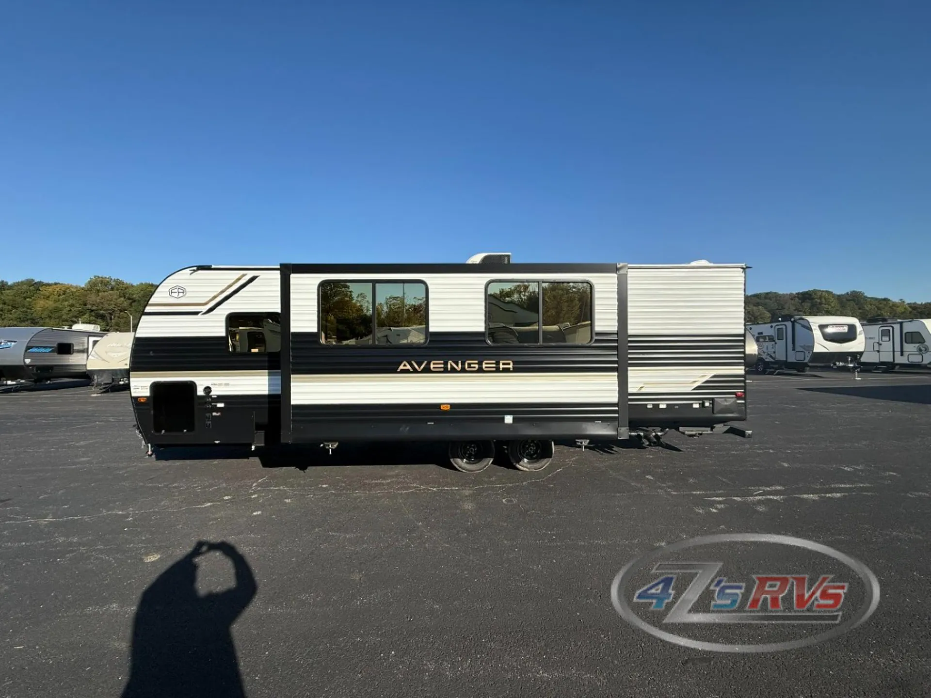 2027 Forest River Avenger 26DBS - Photo 4
