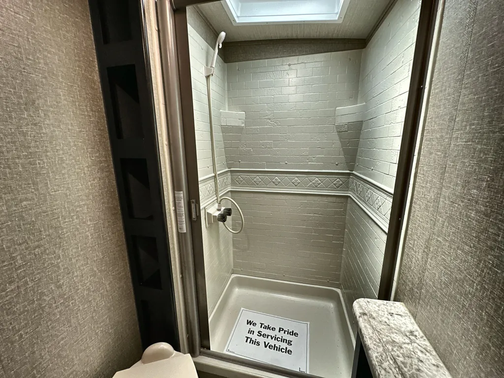 2019 Grand Design Imagine 2800BH, Photos photo 18